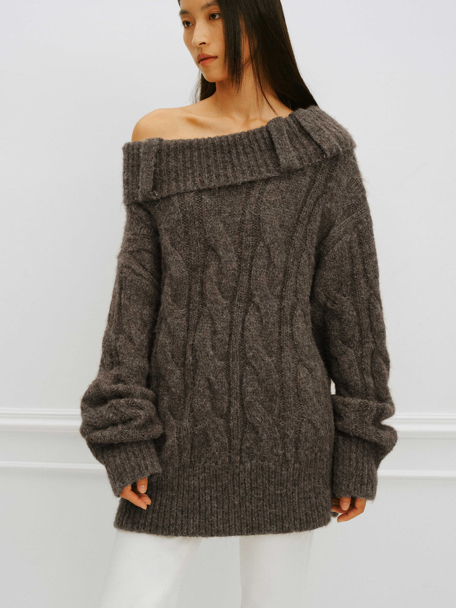 IFIK One-Shoulder Sweater
