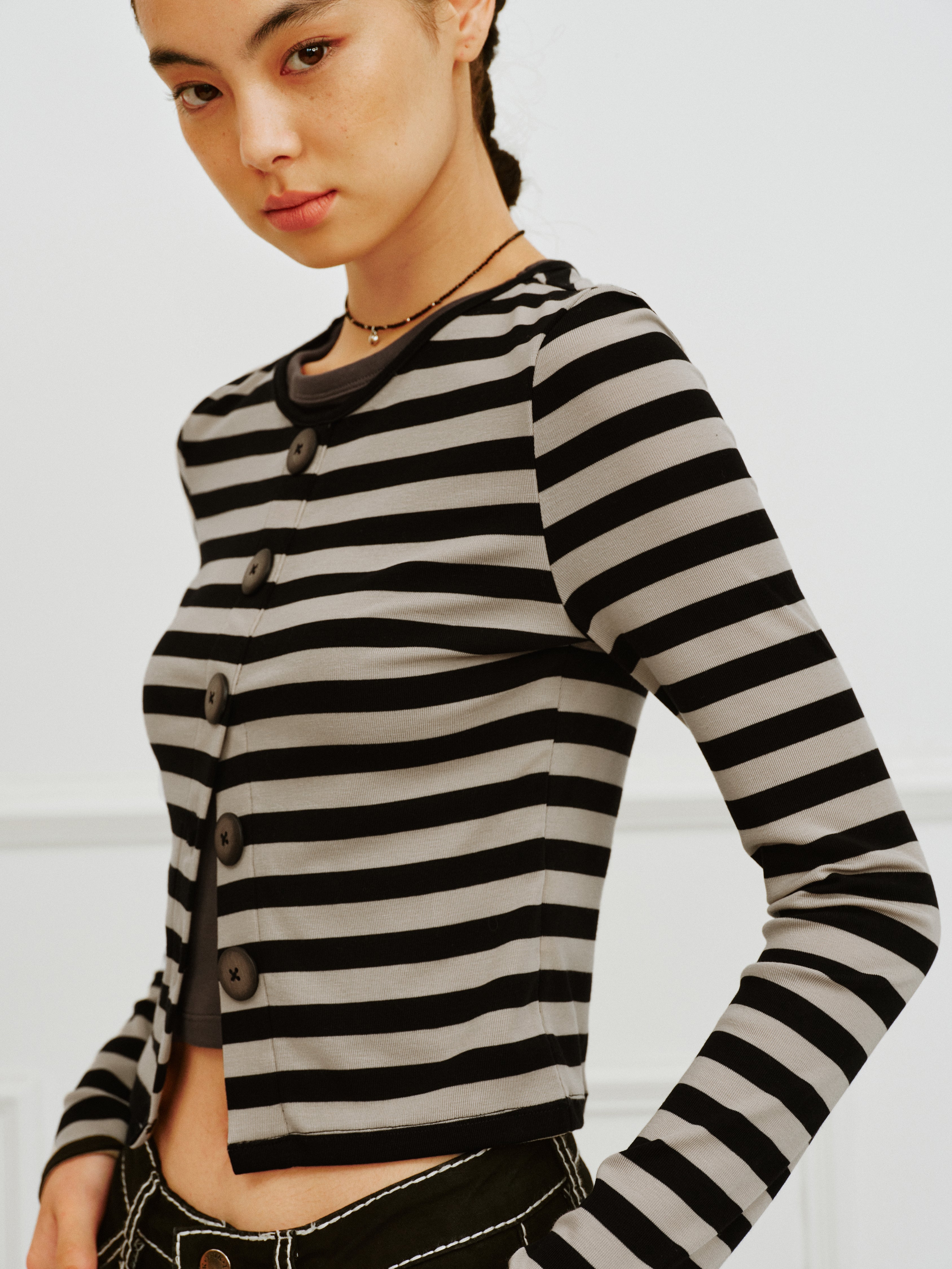 IFIK Stripe Knit cardigan