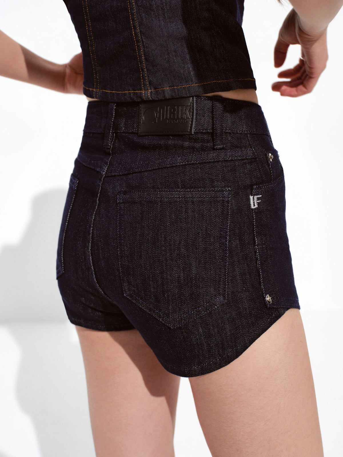 Vintage Gradient-Wash Exposed Pocket Cargo Shorts