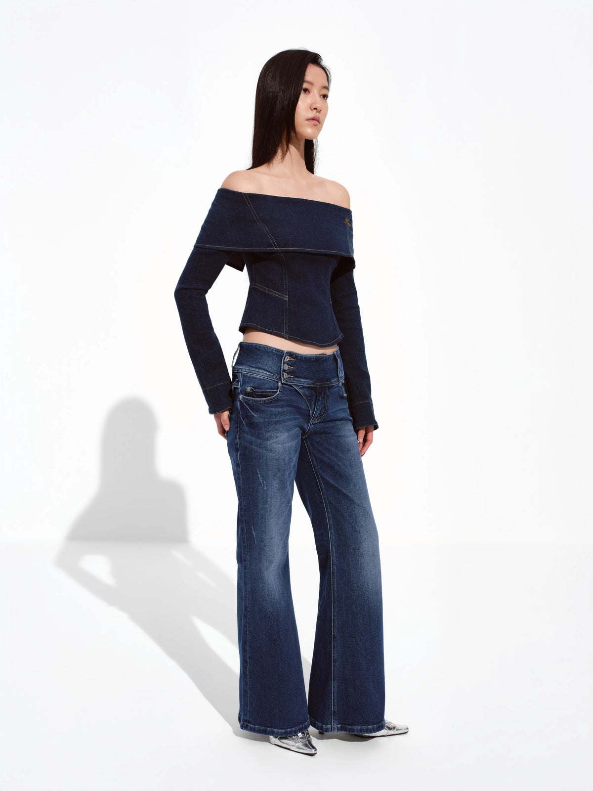 Vintage Mid-Rise Micro-Flare Jeans