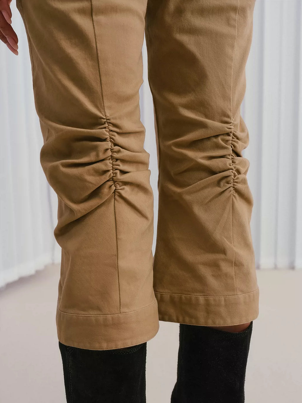 Ruched Khaki Cropped Cargo Pants