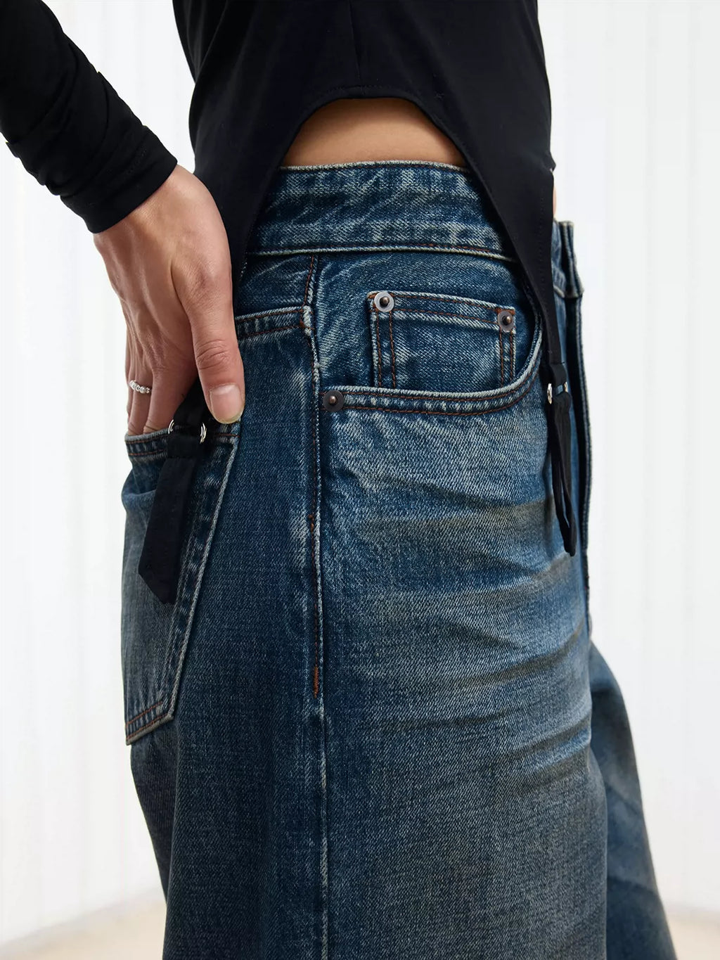 Nevada Wash Vintage Straight Jeans