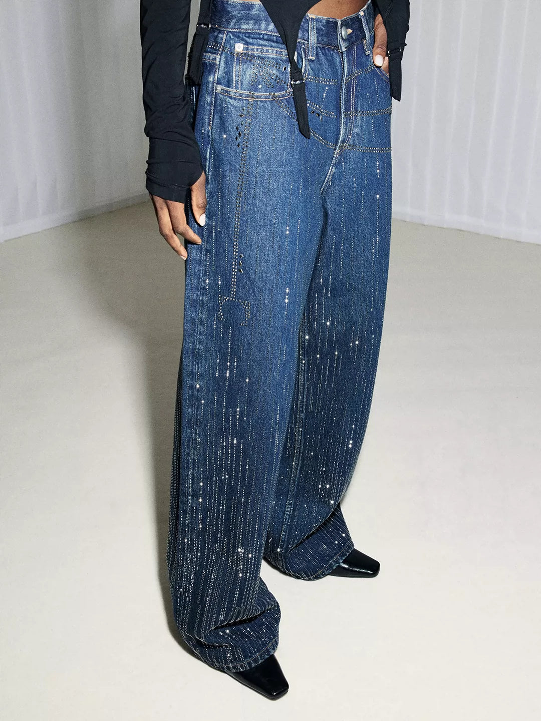 "Falling Chain" Gradient Wash Jeans