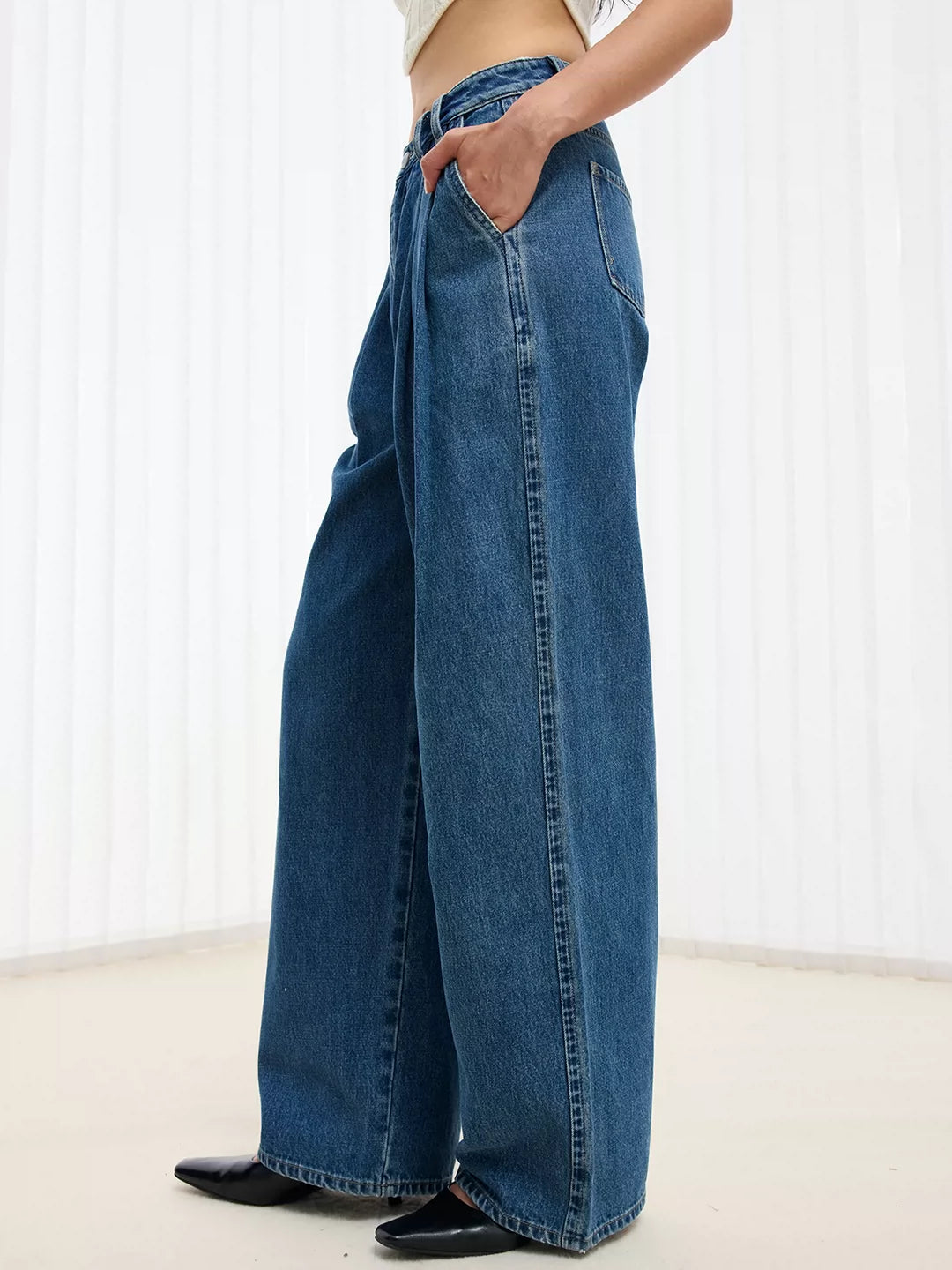 Snow-Wash Relaxed Jeans