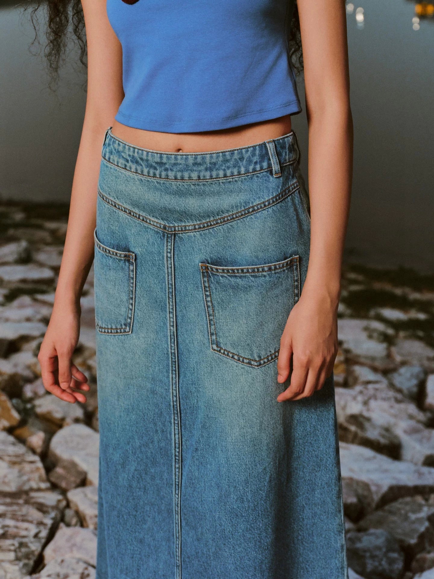 IFIKNOW Reversible Slit Washed Denim Maxi Skirt