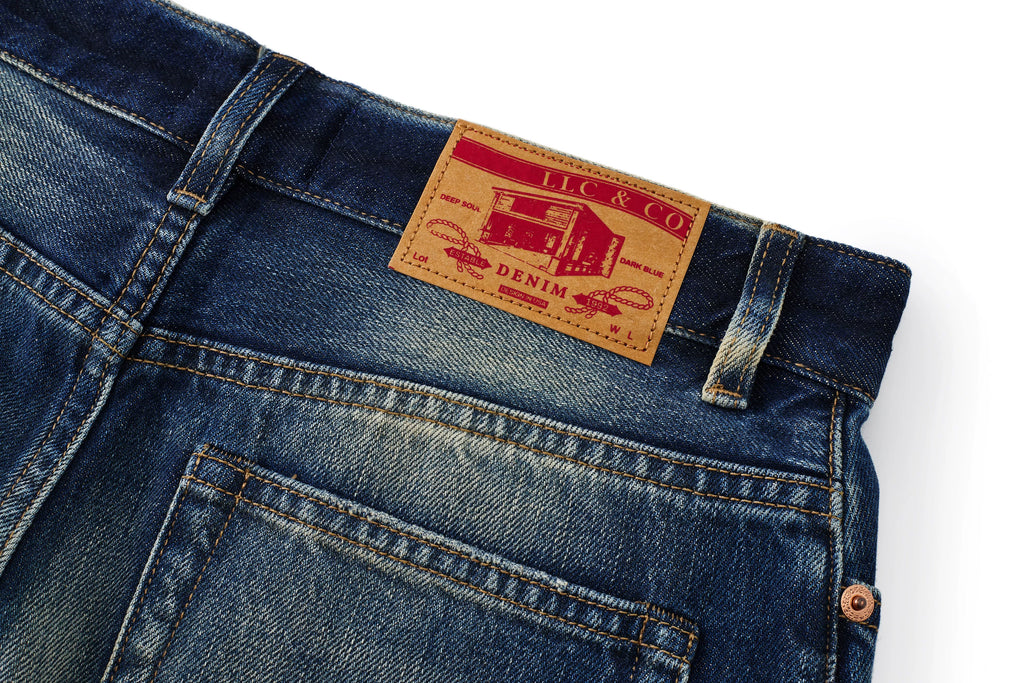 Premium Mud-Wash Wide-Leg Jeans