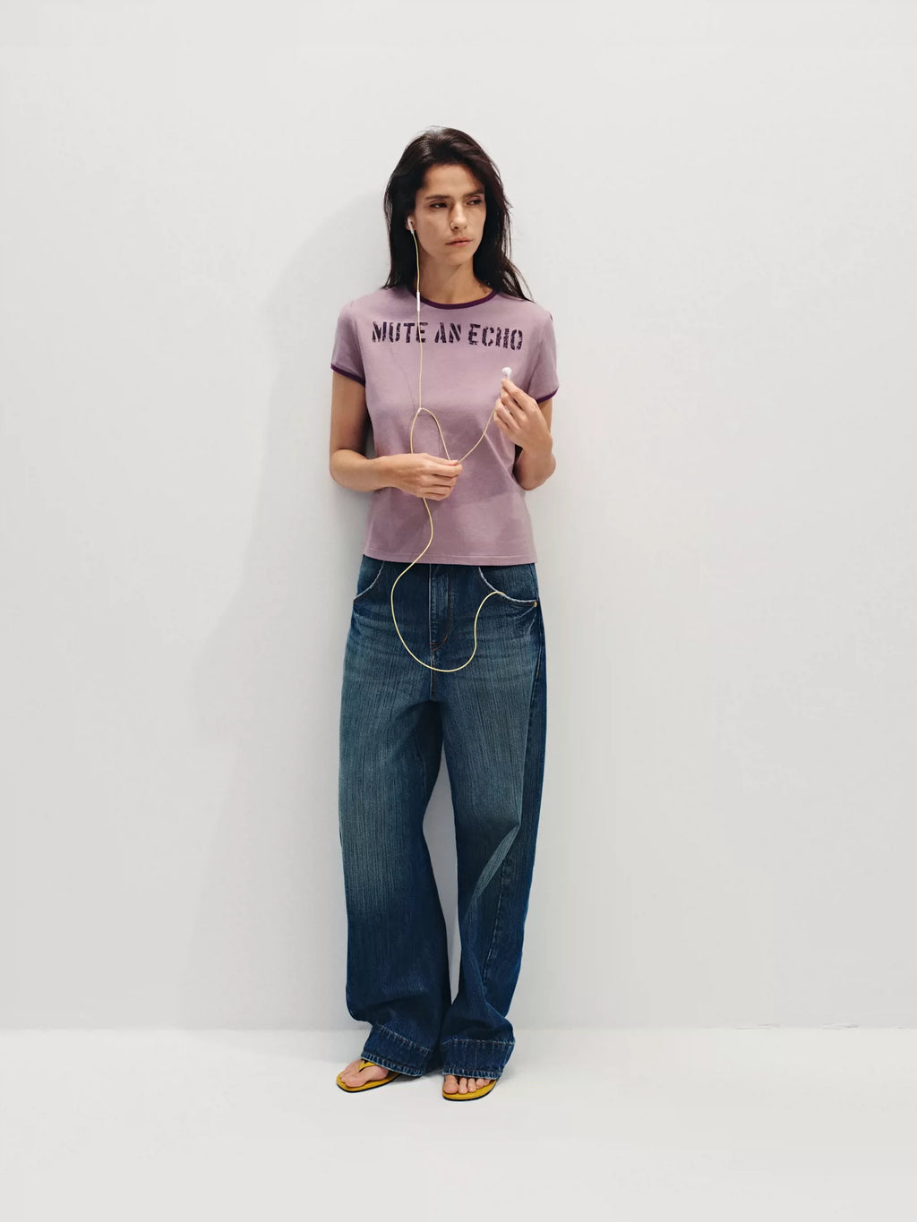 Low-Rise Slub Curved Carpenter Jeans