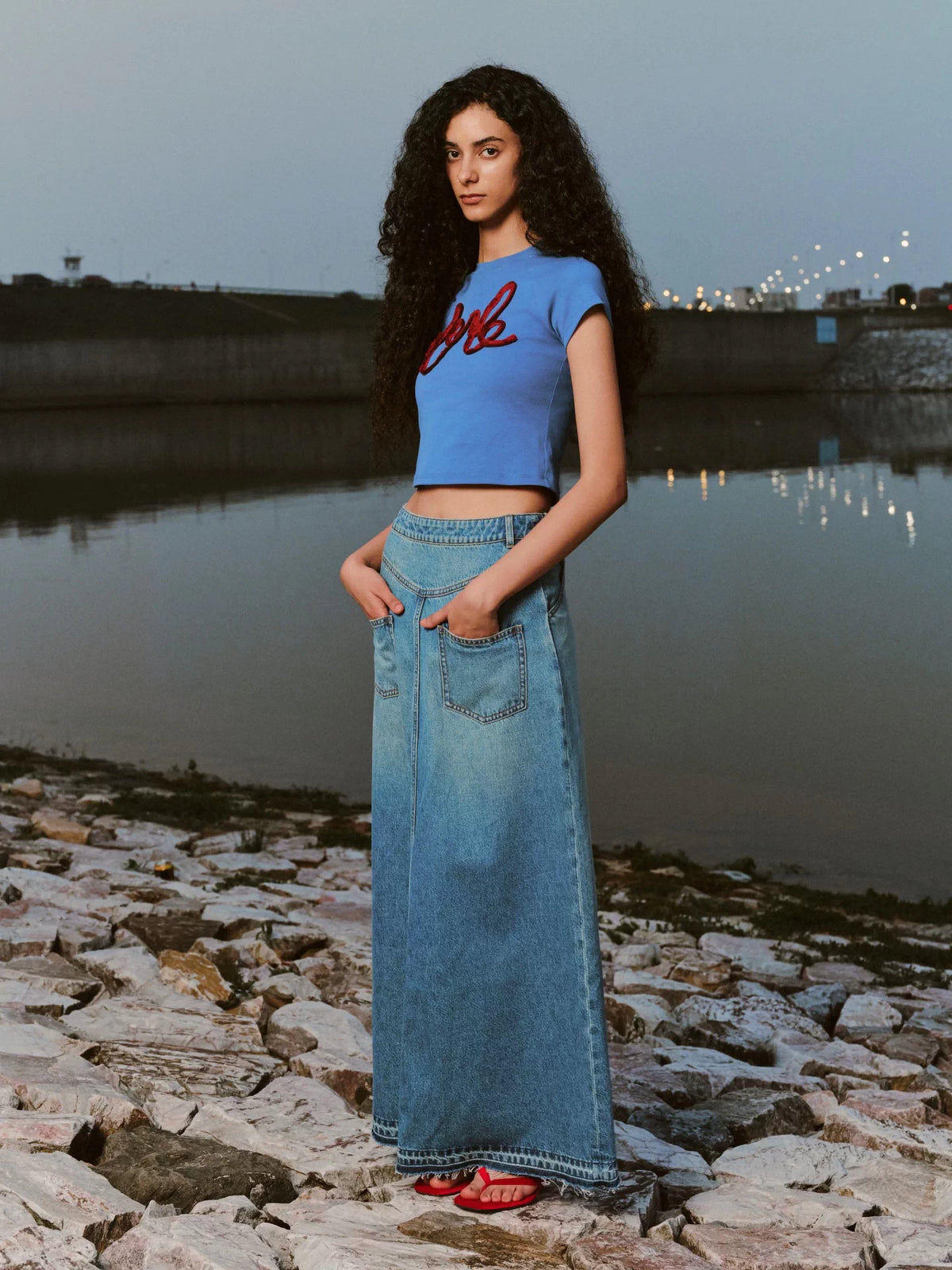 IFIKNOW Reversible Slit Washed Denim Maxi Skirt