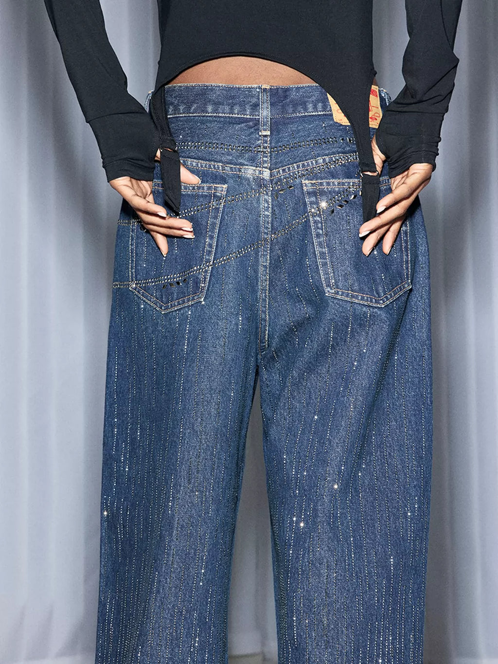 "Falling Chain" Gradient Wash Jeans