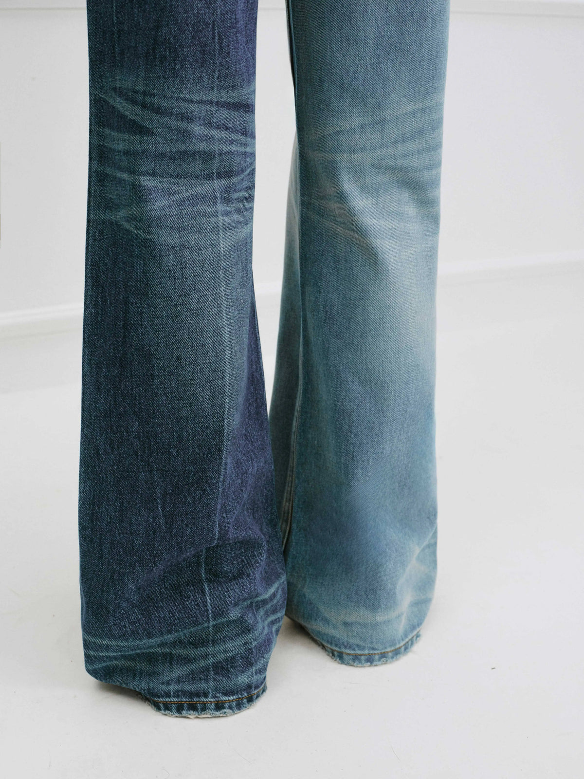 #1980 Spliced Distressed Straight Jeans