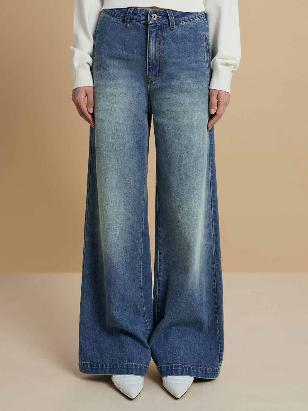 #1980 Straight-cut Jeans